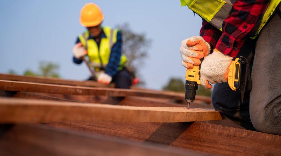 Expert Emergency Roof Repairs services in Lyons, MI